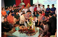 Trường Đại học Vinh tổ chức Tết truyền thống Bunpimay và Songkran cho LHS Lào và Thái Lan